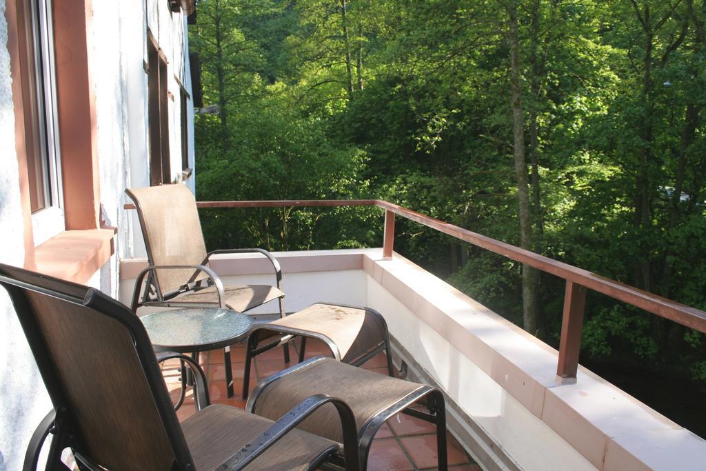 Wald Villa Üssbach Alf Habitación foto