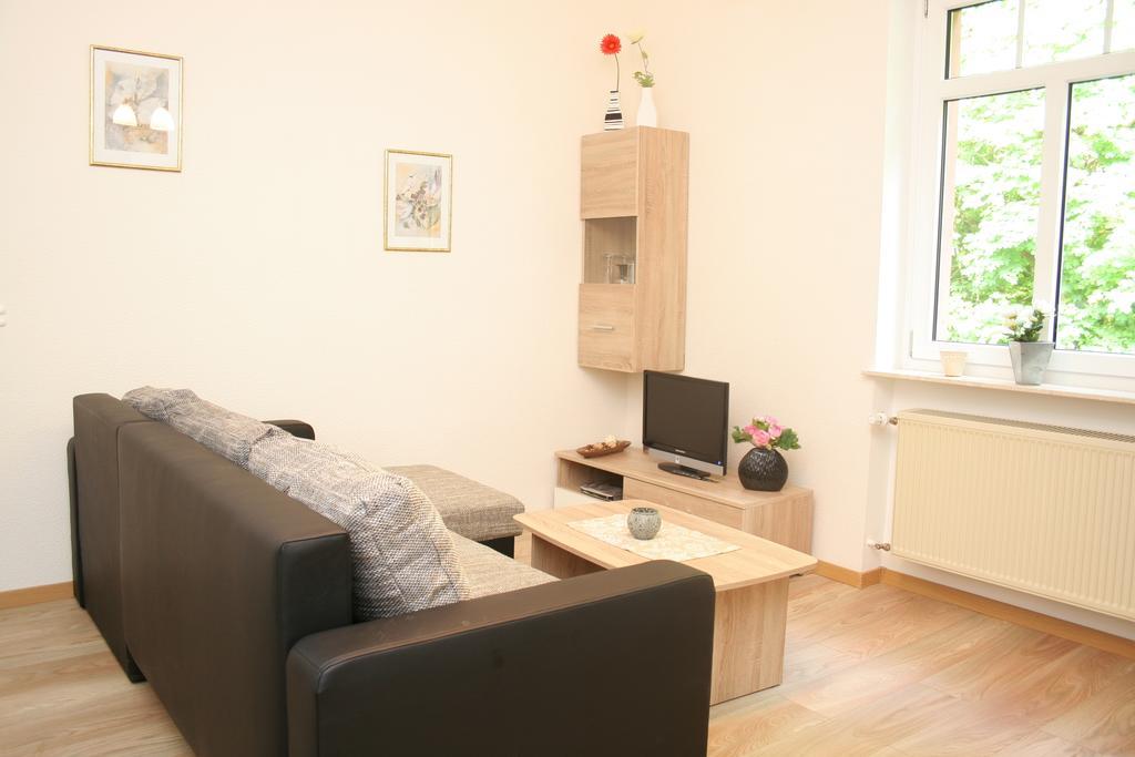 Wald Villa Üssbach Alf Habitación foto